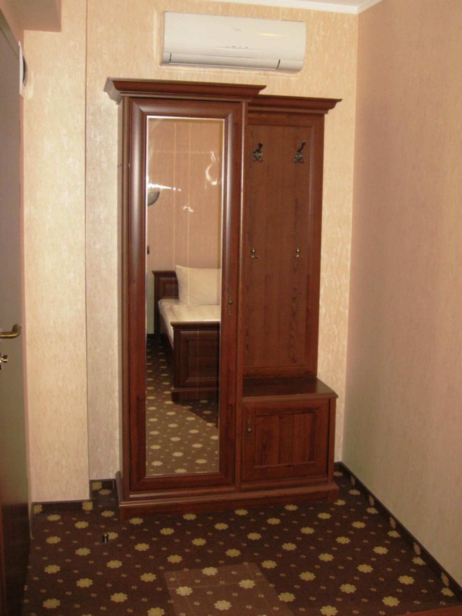 Shato Paradis Hotel Irpin Rum bild