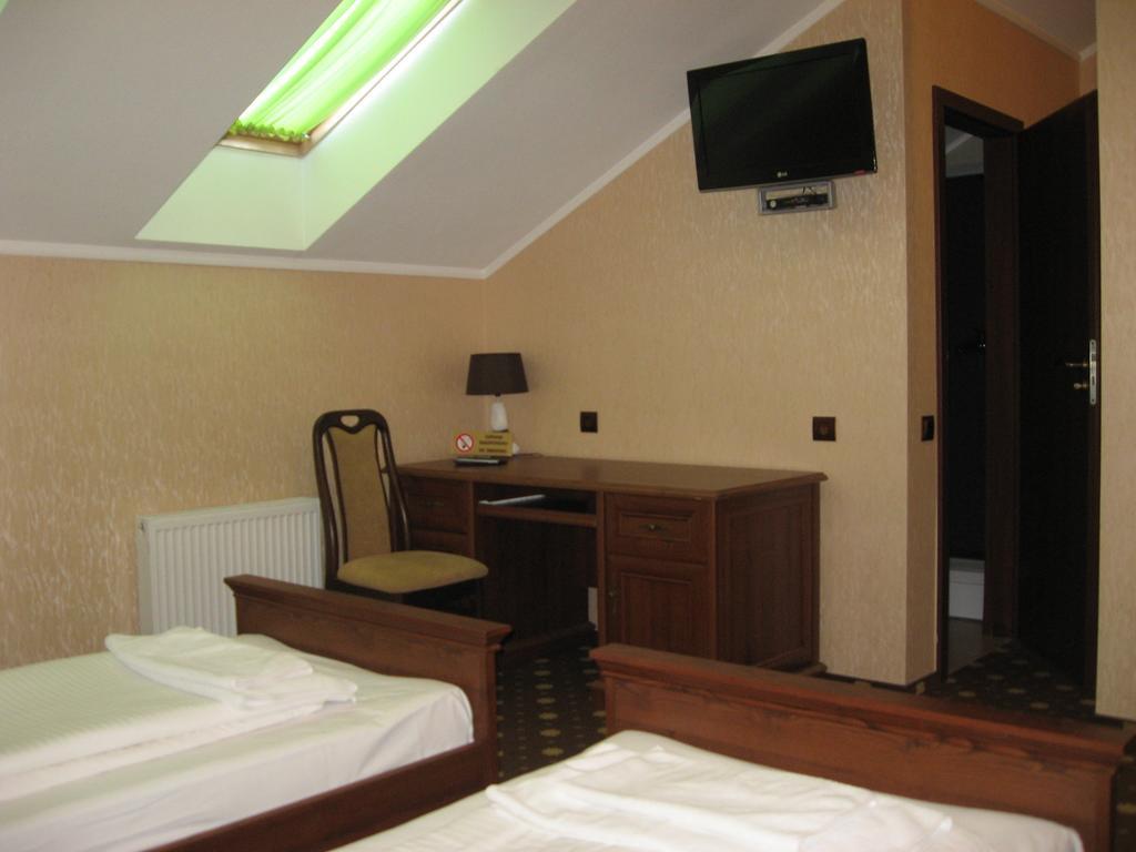 Shato Paradis Hotel Irpin Rum bild